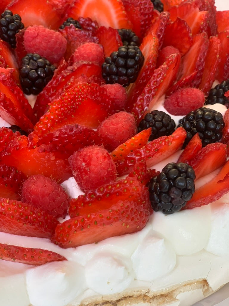 Pavlova de berries