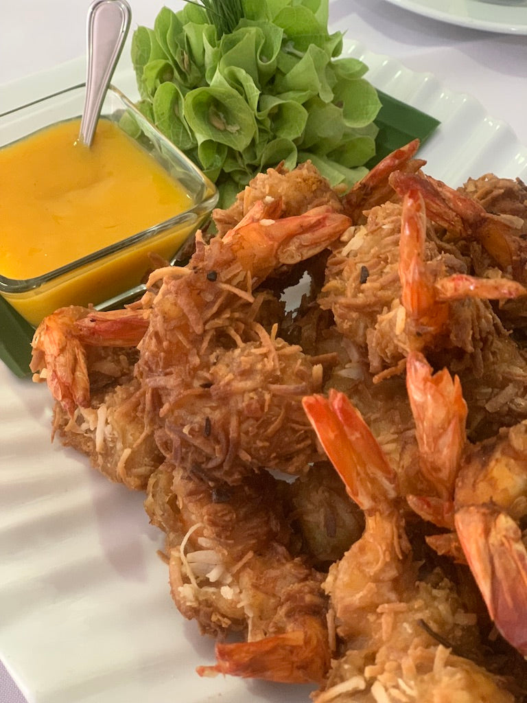 Camarones al coco con salsa de mango