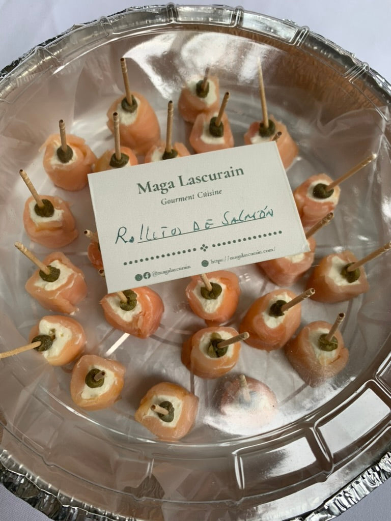 Rollitos de salmón ahumado al limón