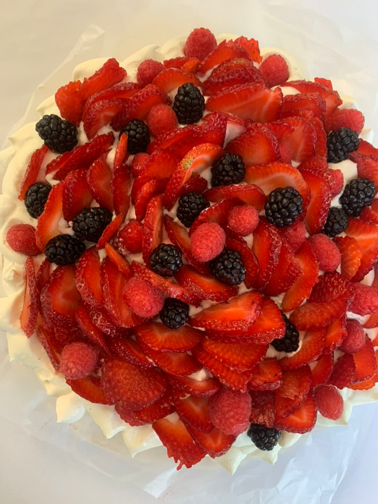 Pavlova de berries