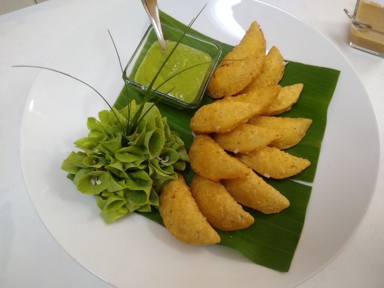 24 mini quesadillas de queso listas para freir.