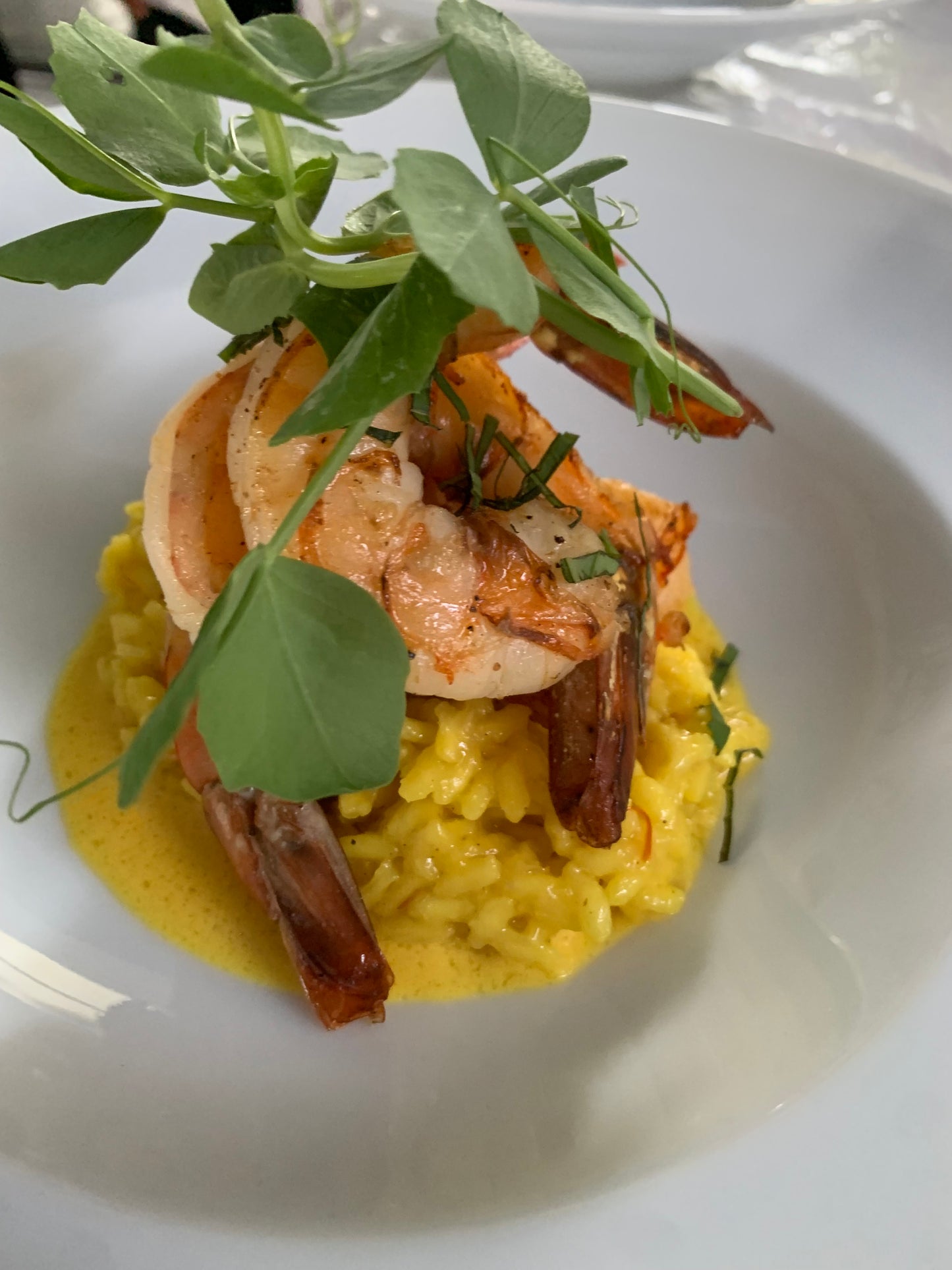 Rissoto al azafran con camarones